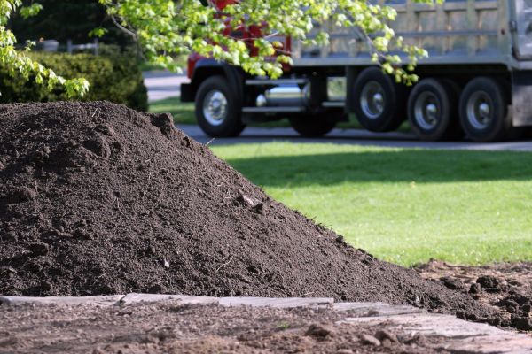 Yard Dirt Delivery in Glen Burnie
