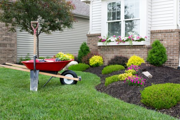 Landscape Maintenance Service in Glen Burnie