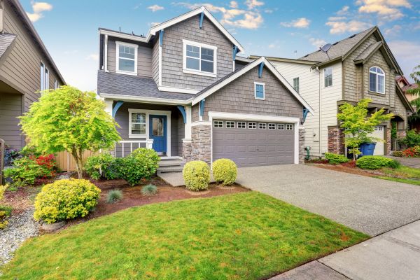 Curb Appeal Landscaping in Glen Burnie