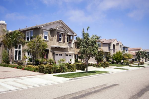 Neighborhood Landscaping in Glen Burnie